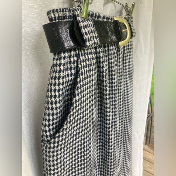 Vintage 1980's Mitchell Mitchell Pencil Skirt W/Belt, Size 10 - Picture 6 of 10